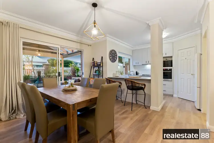1/14 Watson Place
