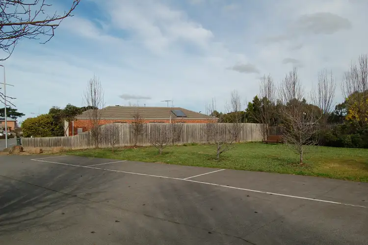 Second view of Homely house listing, 3 GARDENIA PLACE, Whittlesea VIC 3757