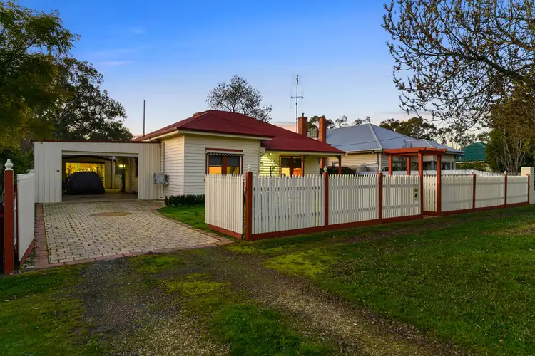 32 Brock Street, Euroa VIC 3666