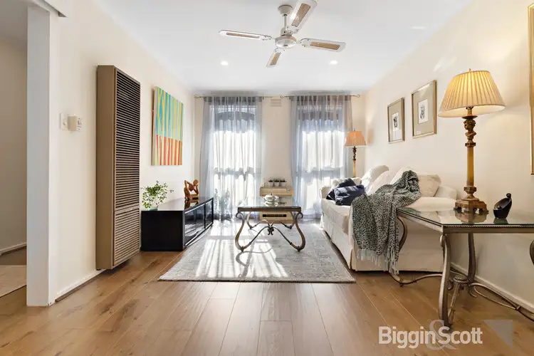Fourth view of Homely unit listing, 2/13 Ashburn Grove, Ashburton VIC 3147