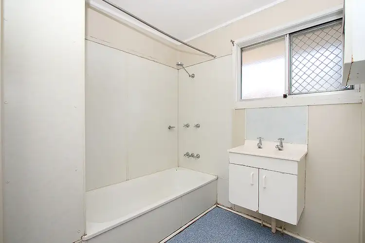 Fifth view of Homely house listing, 19 Overell Crescent, Riverview QLD 4303