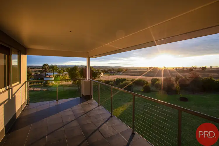 14 Orlando Close, Windella NSW 2320