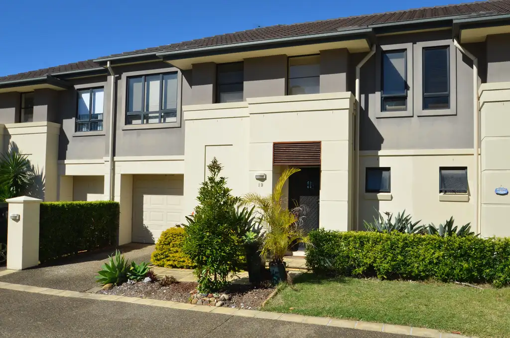 Main view of Homely townhouse listing, 19/1 Assembly Drive, Varsity Lakes QLD 4227