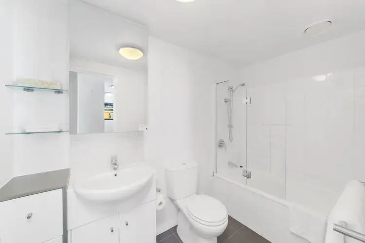 Sixth view of Homely unit listing, 45/454 Upper Edward Street, Spring Hill QLD 4000