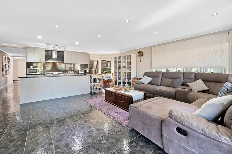 Fifth view of Homely house listing, 9 Red Oak Terrace, Lyndhurst VIC 3975