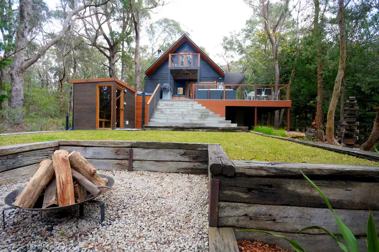 102 Railway Parade, Medlow Bath NSW 2780