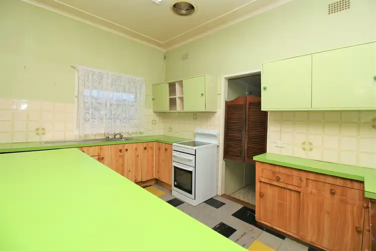 Fourth view of Homely house listing, 2 Lawson Crescent, Griffith NSW 2680