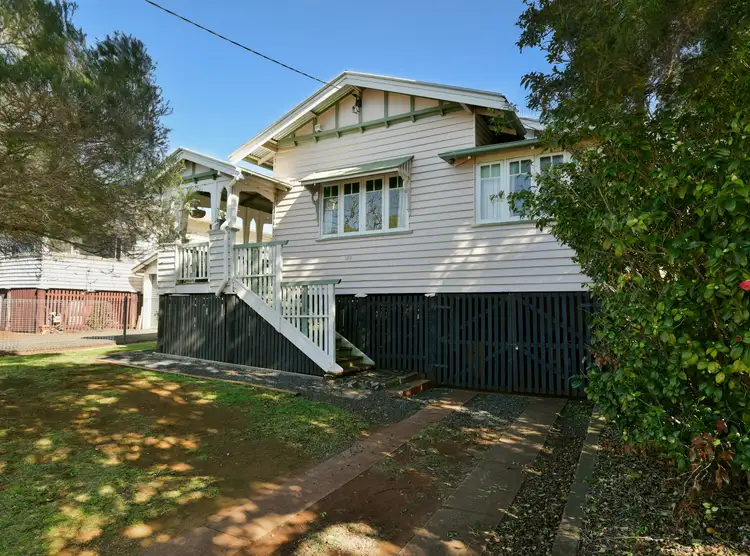 123 West Street, Newtown QLD 4350