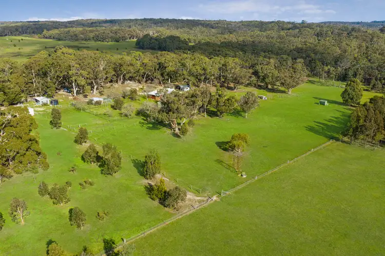805 Lancefield Tooborac Road, Nulla Vale VIC 3435