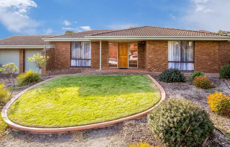 6 St Vincent Close, Aberfoyle Park SA 5159