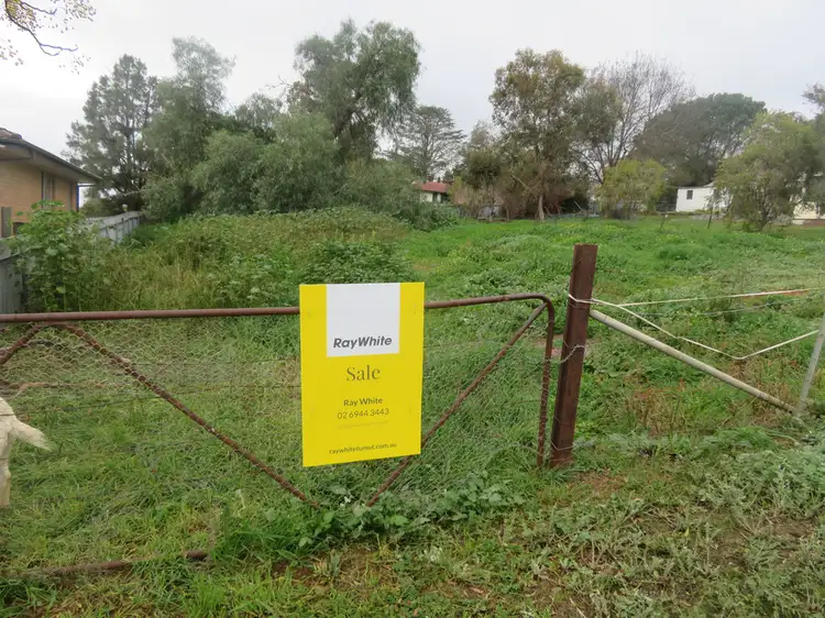 40 Tom Street, Gundagai NSW 2722