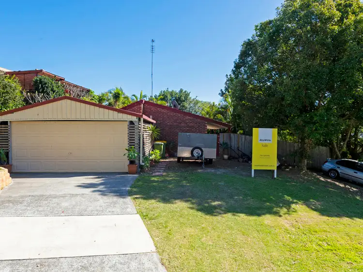 4 Minugh Court, Carrara QLD 4211