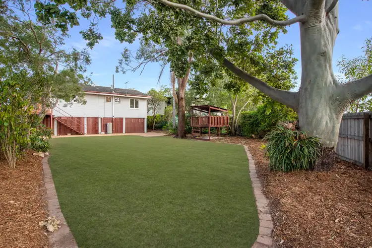 23 Harraden Street, Oxley QLD 4075