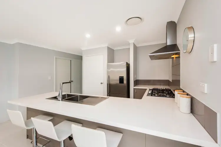 Fourth view of Homely house listing, 6 St Pierre Turn, Piara Waters WA 6112