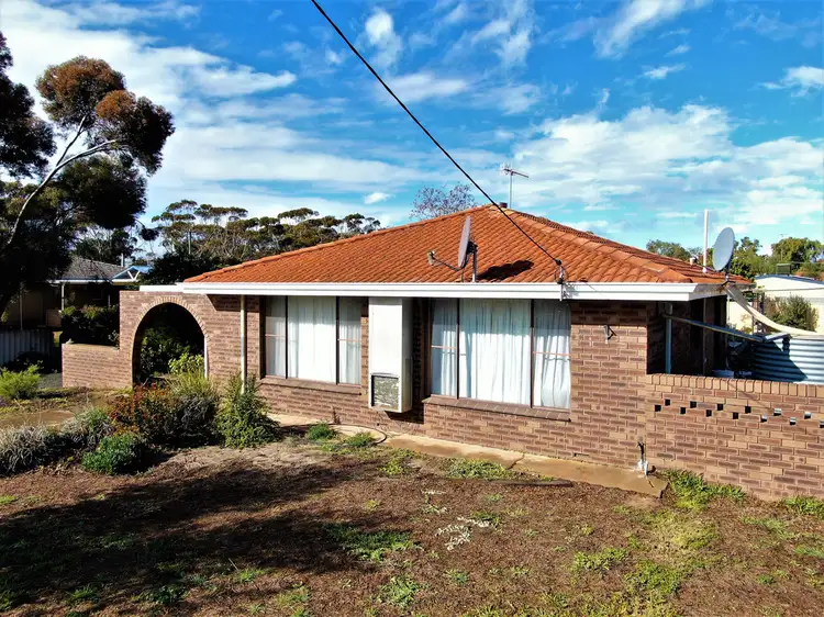 3 HINCK STREET