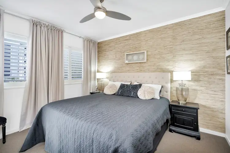 17/24-26 Parker Street, Labrador QLD 4215