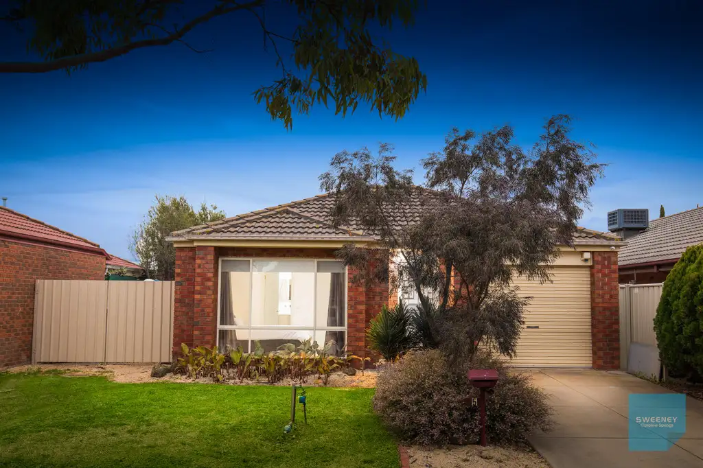 Main view of Homely house listing, 5 Willandra Loop, Caroline Springs VIC 3023
