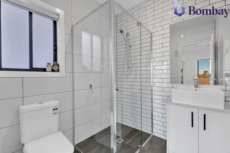 Fifth view of Homely house listing, 7 Riverglen Drive, Craigieburn VIC 3064