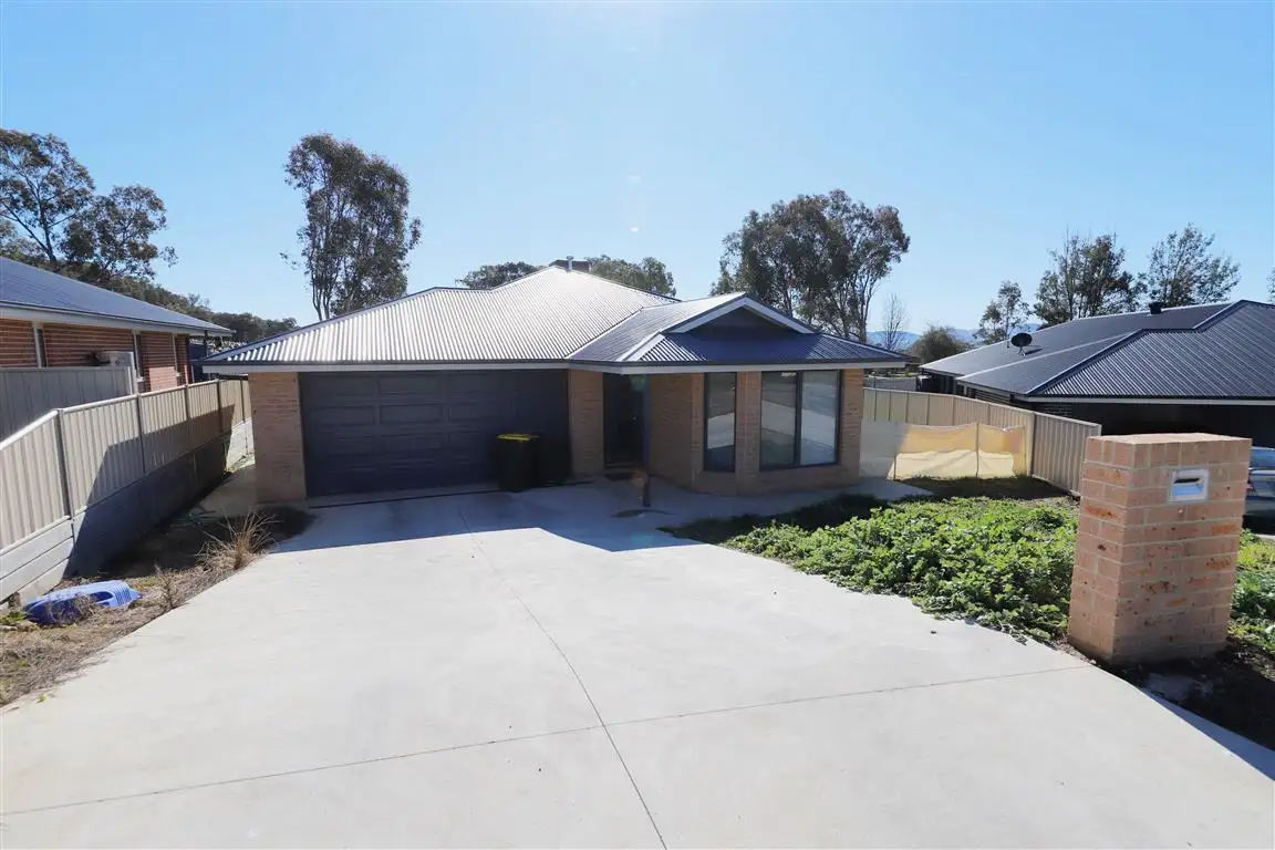 Main view of Homely house listing, 9 Jeffery Circuit, Tumut NSW 2720