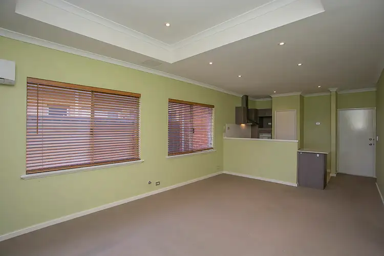 Sixth view of Homely house listing, 4/36 Dunlin Gardens, Bennett Springs WA 6063