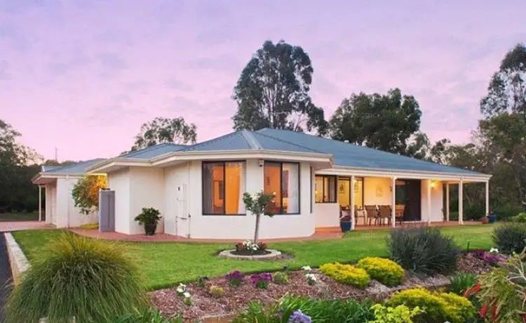 11 Carinya Rise, Dunsborough WA 6281