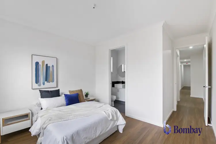 Fifth view of Homely house listing, 28 Scenery Drive, Craigieburn VIC 3064