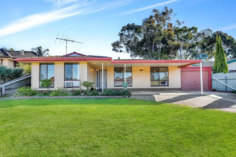 53 Conington Crescent, Morphett Vale SA 5162