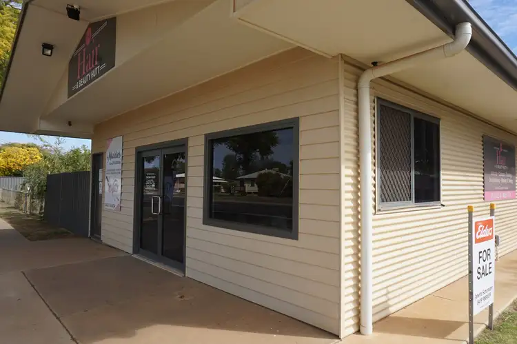 Second view of Homely semi-detached listing, 2 14 HUTT STREET, St George QLD 4487