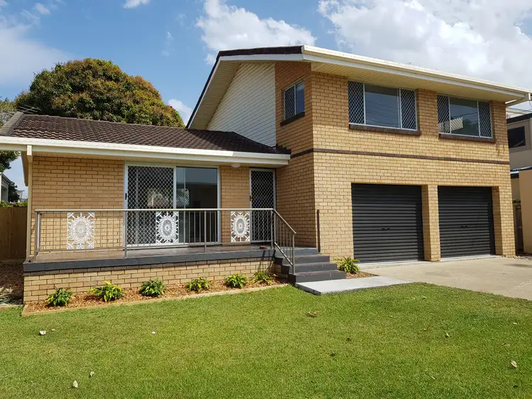 6 Drake Avenue, Paradise Point QLD 4216
