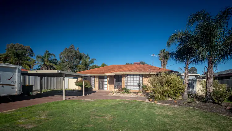 3 Felicia Place, Camillo WA 6111