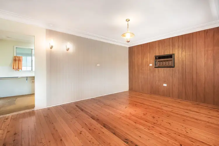 Second view of Homely house listing, 5 Jumbuck Crescent, Woy Woy NSW 2256