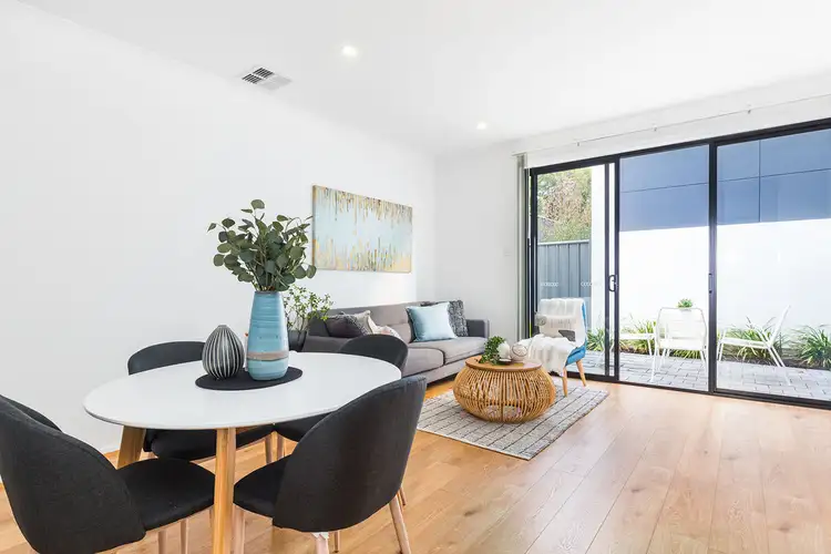 8/1A Cane Street