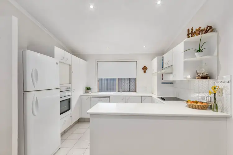 Fifth view of Homely house listing, 4 Pentland Court, Helensvale QLD 4212