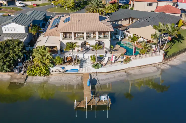 46 Seaspray Street, Paradise Point QLD 4216