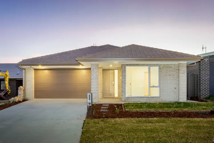 40 Zealie Bend, Googong NSW 2620