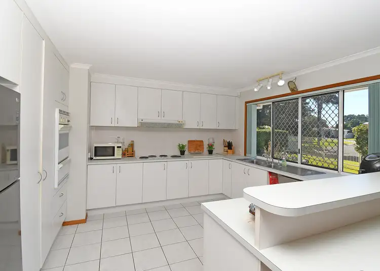 Sixth view of Homely house listing, 51 Hibiscus Street, Urangan QLD 4655