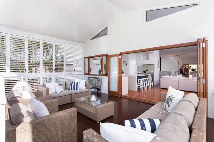 106 Friday Street, Shorncliffe QLD 4017