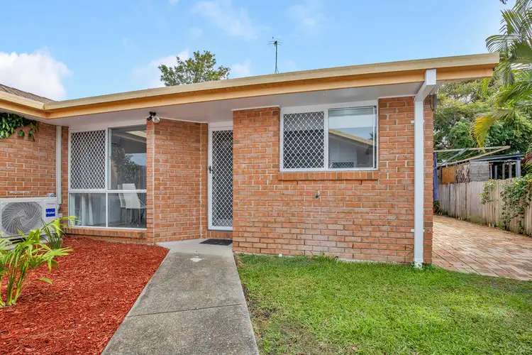 Third view of Homely semi-detached listing, 2/8 Calvary Court, Labrador QLD 4215