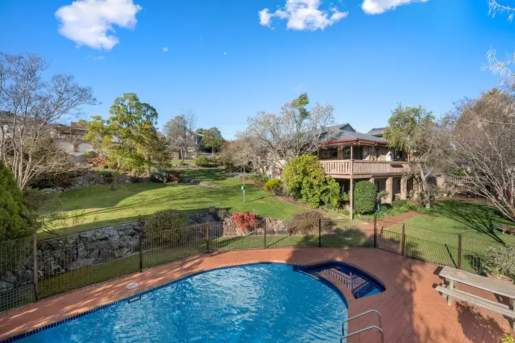 423 Parkview Crescent, Lavington NSW 2641
