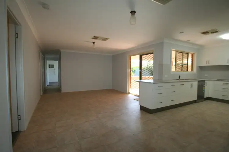 Fourth view of Homely house listing, 11 Cowan Crescent, Emerald QLD 4720