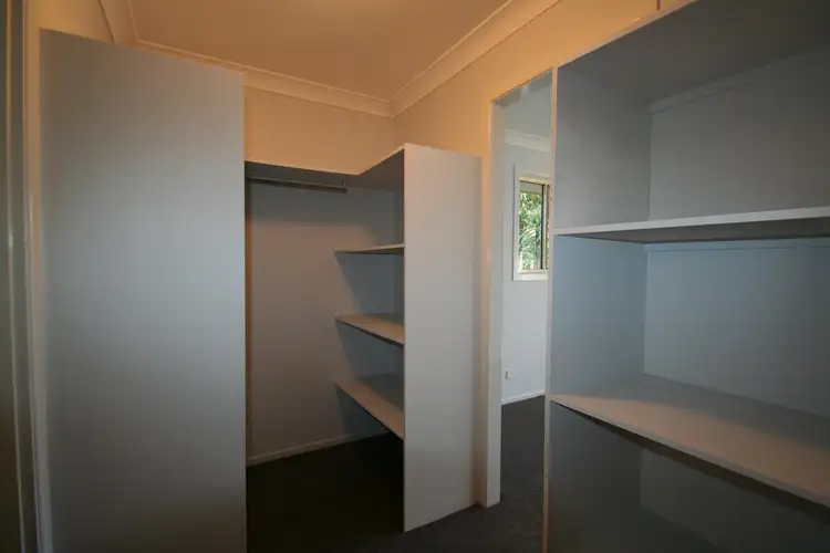 Sixth view of Homely house listing, 11 Cowan Crescent, Emerald QLD 4720
