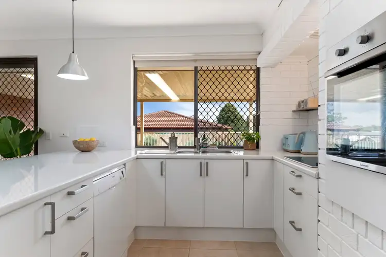 Fifth view of Homely house listing, 71 Vanessa Way, Swan View WA 6056