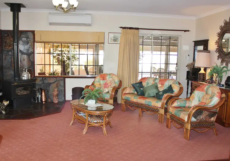 Second view of Homely house listing, 9 Rolinson Dr, Kalannie WA 6468