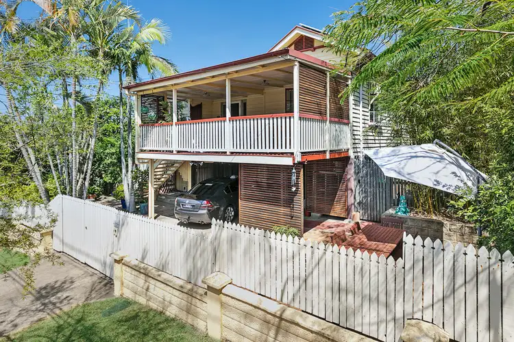 95 Thynne Avenue, Norman Park QLD 4170