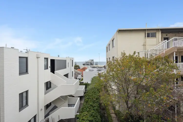 Fifth view of Homely unit listing, 14/20 Overton Gardens, Cottesloe WA 6011