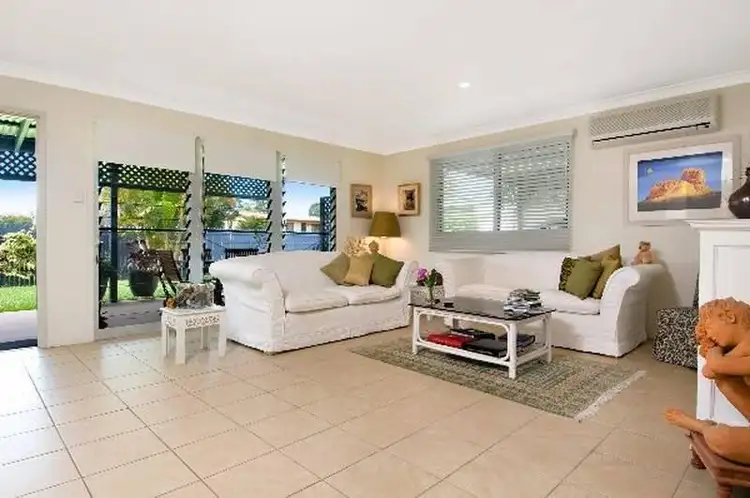 110 Maple Street, Cooroy QLD 4563