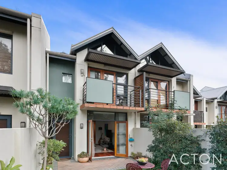 23/2 Quintilian Road, Mount Claremont WA 6010