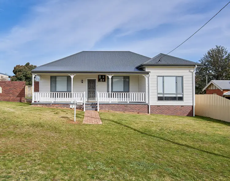 3 Dalley Street, Junee NSW 2663