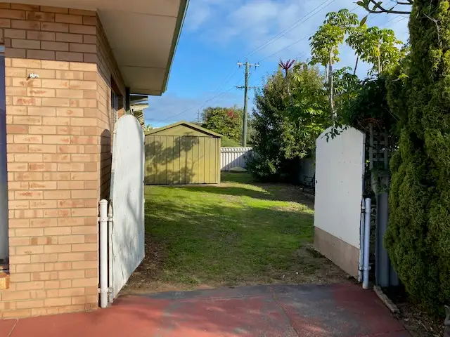 Fifth view of Homely semi-detached listing, 1 Choules Place, Myaree WA 6154