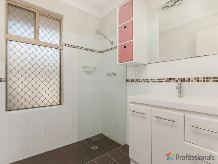 Seventh view of Homely house listing, 25 Woodley Way, Parmelia WA 6167